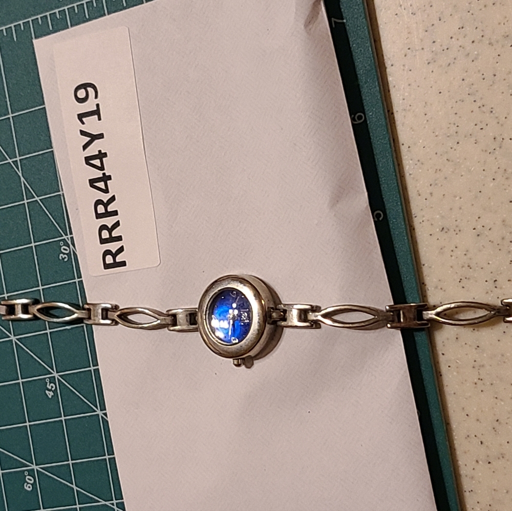 Ladies Watch for sale VINTAGE L.E. Watch - Picture 9 of 10
